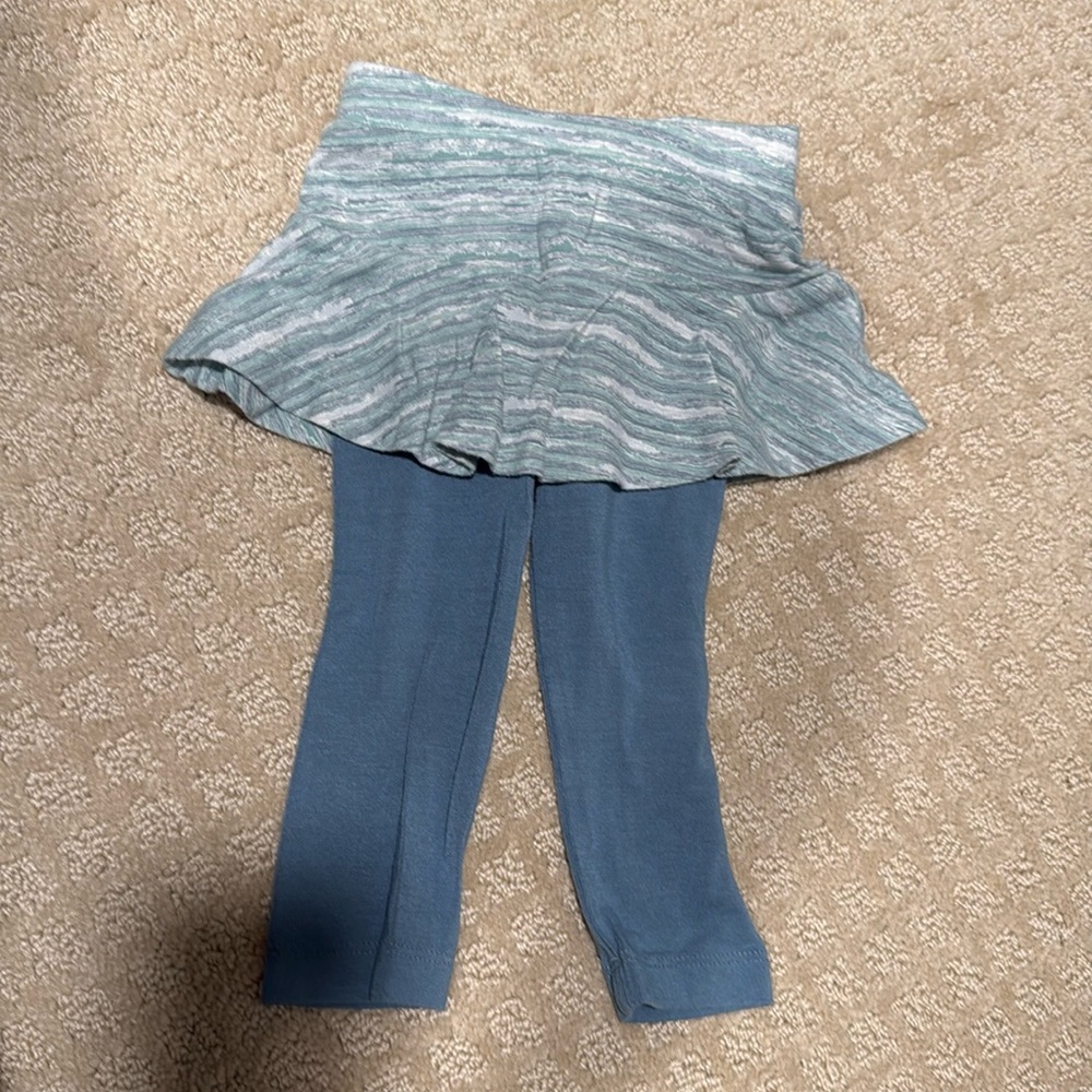 Kate Quinn bamboo skirted pants 12-18 months